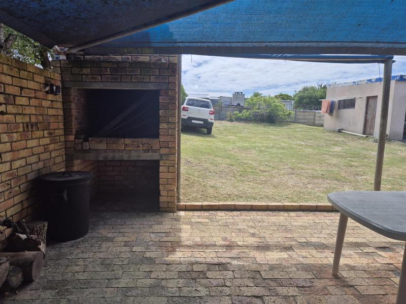 3 Bedroom Property for Sale in Franskraal Western Cape
